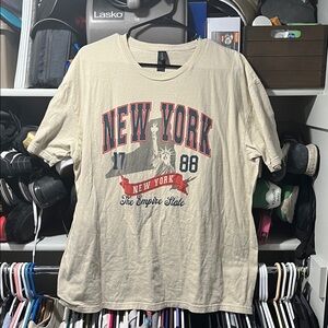 Gildan Cream New York Empire State Tee